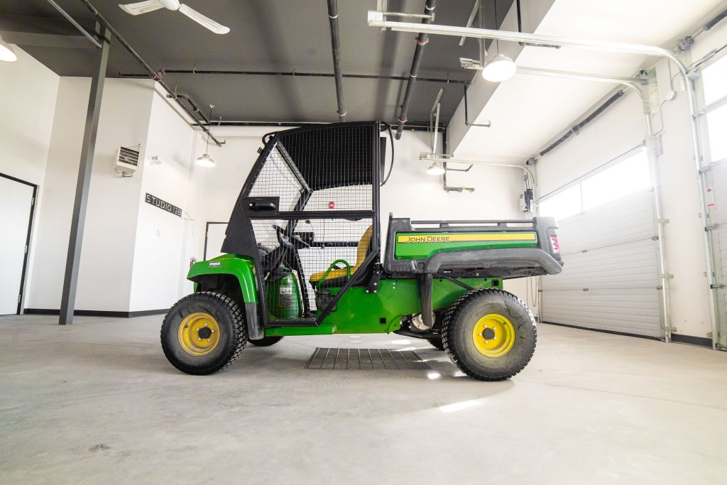 JD Gator 15