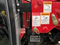 Mahindra 1626 Loader